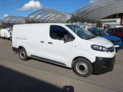Weiss Gebraucht 2024 Opel Vivaro Van | 23.799 € (Fairer Preis)