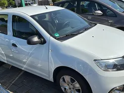 Weiß Gebraucht 2018 Dacia Sandero Ambiance Kleinwagen | 6.999 € (Fairer Preis)