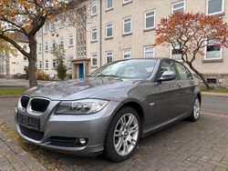 Grau Gebraucht 2009 BMW 318 Limousine | 6.450 € (Fairer Preis)