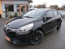 Sternenschwarz (metallic) Gebraucht 2016 Renault Clio IV LIMITED Limousine | 6.380 € (Fairer Preis)