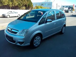 Silber Gebraucht 2006 Opel Meriva Edition Van / Kleinbus | 2.950 € (Etwas zu teuer)