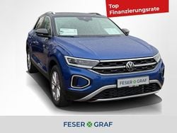 Ravennablau metallic/schwarz Gebraucht 2025 VW T-Roc IQ Drive SUV | 30.950 € (Superpreis)