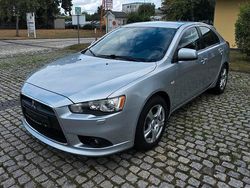 Silber Gebraucht 2011 Mitsubishi Lancer Limousine | 4.800 € (Etwas zu teuer)