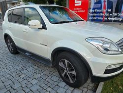 Weiß Gebraucht 2017 Ssangyong (KGM) Rexton SUV | 11.600 €