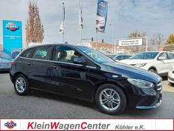 Schwarz Gebraucht 2019 Mercedes B200 Style Van / Kleinbus | 19.690 € (Guter Preis)