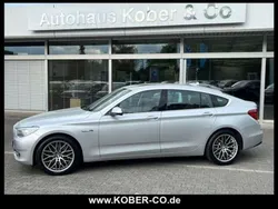 Titansilber metallic (metallic) Gebraucht 2011 BMW 530 Gran Turismo Comfort Edition Limousine | 16.980 € (Etwas zu teuer)