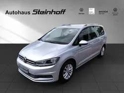 Silber Gebraucht 2016 VW Touran Van / Kleinbus | 16.990 € (Fairer Preis)