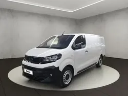 Kaolin weiß Gebraucht 2024 Opel Vivaro Edition Van | 28.850 € (Etwas zu teuer)