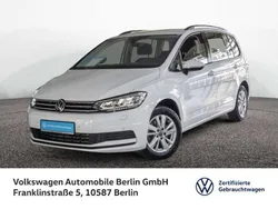 Pure white Gebraucht 2022 VW Touran Comfortline Van / Kleinbus | 29.333 € (Guter Preis)