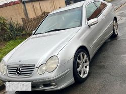 Silber Gebraucht 2002 Mercedes C180 | 1.000 € (Superpreis)