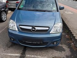 Blau Gebraucht 2006 Opel Meriva Van / Kleinbus | 2.750 € (Etwas zu teuer)