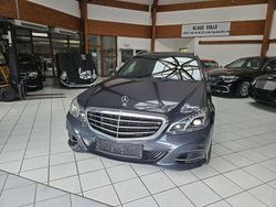 Grau Gebraucht 2013 Mercedes E200 Elegance | 13.995 € (Superpreis)