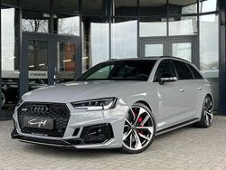 Grau Gebraucht 2018 Audi RS4 Sport Limousine | 45.950 €