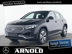 Schwarz Gebraucht 2023 Mercedes EQA300 Advanced SUV | 31.800 € (Fairer Preis)