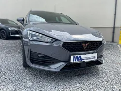 Grau Gebraucht 2022 Cupra Leon VZ Limousine | 31.200 € (Fairer Preis)