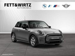 Moonwalk grey metallic Gebraucht 2022 Mini Cooper Kleinwagen | 20.890 € (Guter Preis)