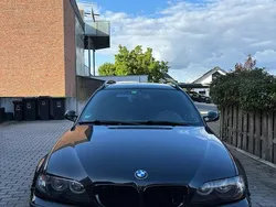 Schwarz Gebraucht 2002 BMW 330 M Sport Kombi | 3.200 €
