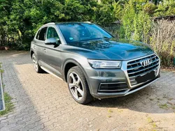 Grau Gebraucht 2018 Audi Q5 Sport SUV | 29.000 € (Fairer Preis)