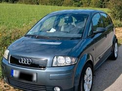 Grau Gebraucht 2001 Audi A2 Kleinwagen | 2.100 € (Fairer Preis)