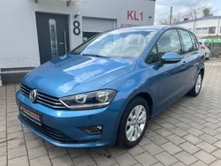 Blau Gebraucht 2016 VW Golf Sportsvan Van / Kleinbus | 11.990 € (Guter Preis)
