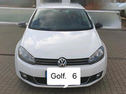 Weiß Gebraucht 2011 VW Golf VI Kleinwagen | 5.000 € (Guter Preis)