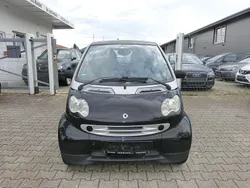 Grau Gebraucht 2003 Smart ForTwo Coupé Pure Coupé | 999 €
