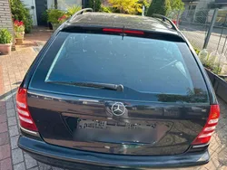Blau Gebraucht 2006 Mercedes C220 Kombi | 2.500 € (Etwas zu teuer)