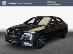Grau Gebraucht 2024 Mercedes E220 Advanced Plus Limousine | 48.830 € (Superpreis)