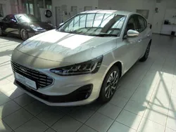 Polarsilber metallic Neu 2025 Ford Focus Titanium Limousine | 23.370 € (Superpreis)