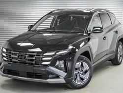 Phantom black metallic (a2b) Neu 2025 Hyundai Tucson Essential SUV | 32.470 € (Guter Preis)