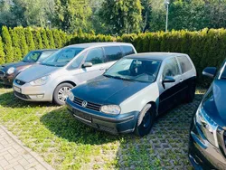 Blau Gebraucht 2001 VW Golf IV Kleinwagen | 1.000 € (Superpreis)