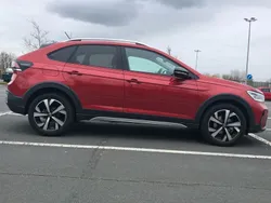 Rot Gebraucht 2022 VW Taigo Style SUV | 20.900 € (Guter Preis)