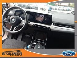 Weiß Gebraucht 2025 BMW 216 Active Tourer Van / Kleinbus | 24.680 € (Guter Preis)