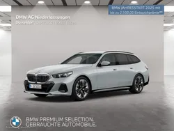Grau Gebraucht 2024 BMW 520 Comfort Edition Kombi | 62.899 € (Teuer)