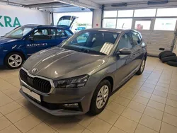 Grau Gebraucht 2022 Skoda Fabia Ambition Limousine | 15.421 € (Fairer Preis)