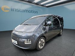 Grau Gebraucht 2024 Hyundai Staria Van | 50.149 € (Etwas zu teuer)