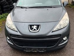 Grau Gebraucht 2009 Peugeot 207 Kombi | 3.150 € (Etwas zu teuer)