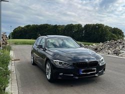 Schwarz Gebraucht 2013 BMW 318 Sport Line Kombi | 9.300 € (Fairer Preis)