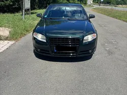 Grün Gebraucht 2005 Audi A4 Limousine | 4.529 € (Fairer Preis)