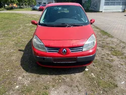 Rot Gebraucht 2005 Renault Scénic II Van / Kleinbus | 1.000 € (Guter Preis)