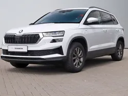Weiß Gebraucht 2022 Skoda Karoq Tour SUV | 22.470 € (Fairer Preis)