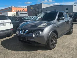 Grau Gebraucht 2015 Nissan Juke Visia+ SUV | 7.000 € (Fairer Preis)