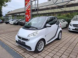 Weiß Gebraucht 2014 Smart ForTwo Cabrio Passion Cabrio | 3.750 € (Guter Preis)