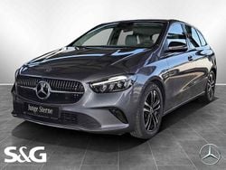 Metalliclack mountaingrau Gebraucht 2024 Mercedes B200 Van / Kleinbus | 30.890 € (Guter Preis)