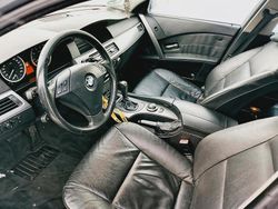 Grau Gebraucht 2025 BMW 523 Limousine | 2.999 €