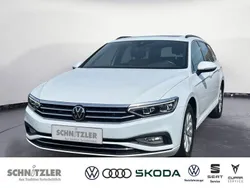 Weiß Gebraucht 2023 VW Passat Business Kombi | 29.450 € (Fairer Preis)