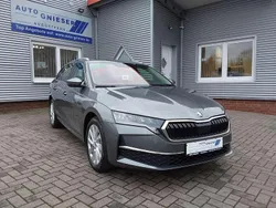 Graphite grau Neu 2024 Skoda Octavia Selection Kombi | 32.900 € (Guter Preis)