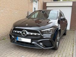 Schwarz Gebraucht 2024 Mercedes GLA200 AMG line SUV | 39.700 € (Fairer Preis)