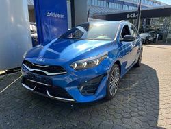 Blau (blue flame met.) Neu 2025 Kia Ceed Sportswagon GT-Line Kombi | 33.250 € (Etwas zu teuer)
