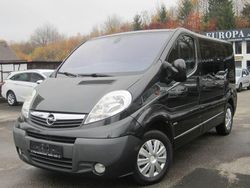 Schwarz Gebraucht 2014 Opel Vivaro Van / Kleinbus | 9.900 €